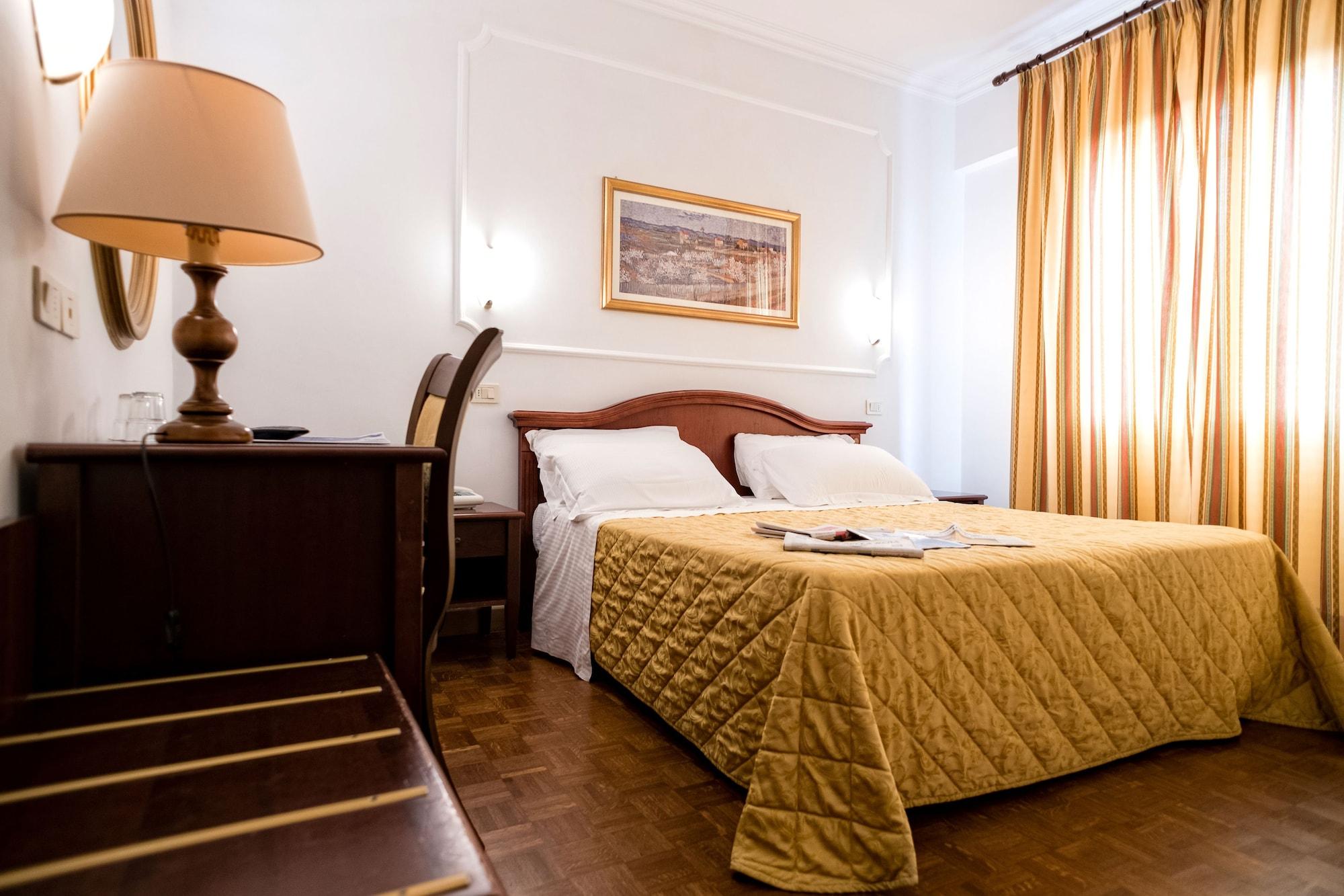 Grand Hotel Italia Орвието Экстерьер фото
