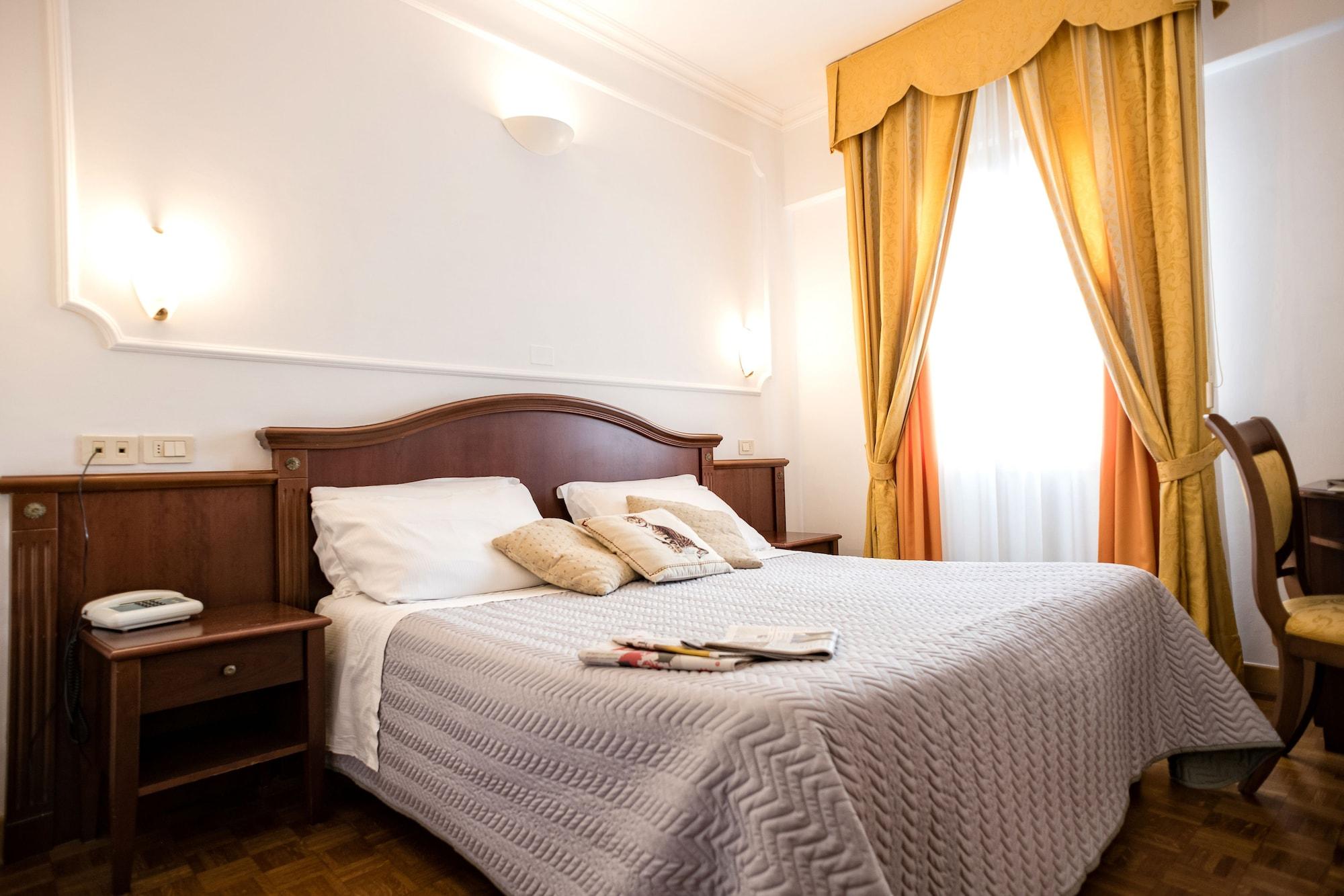 Grand Hotel Italia Орвието Экстерьер фото