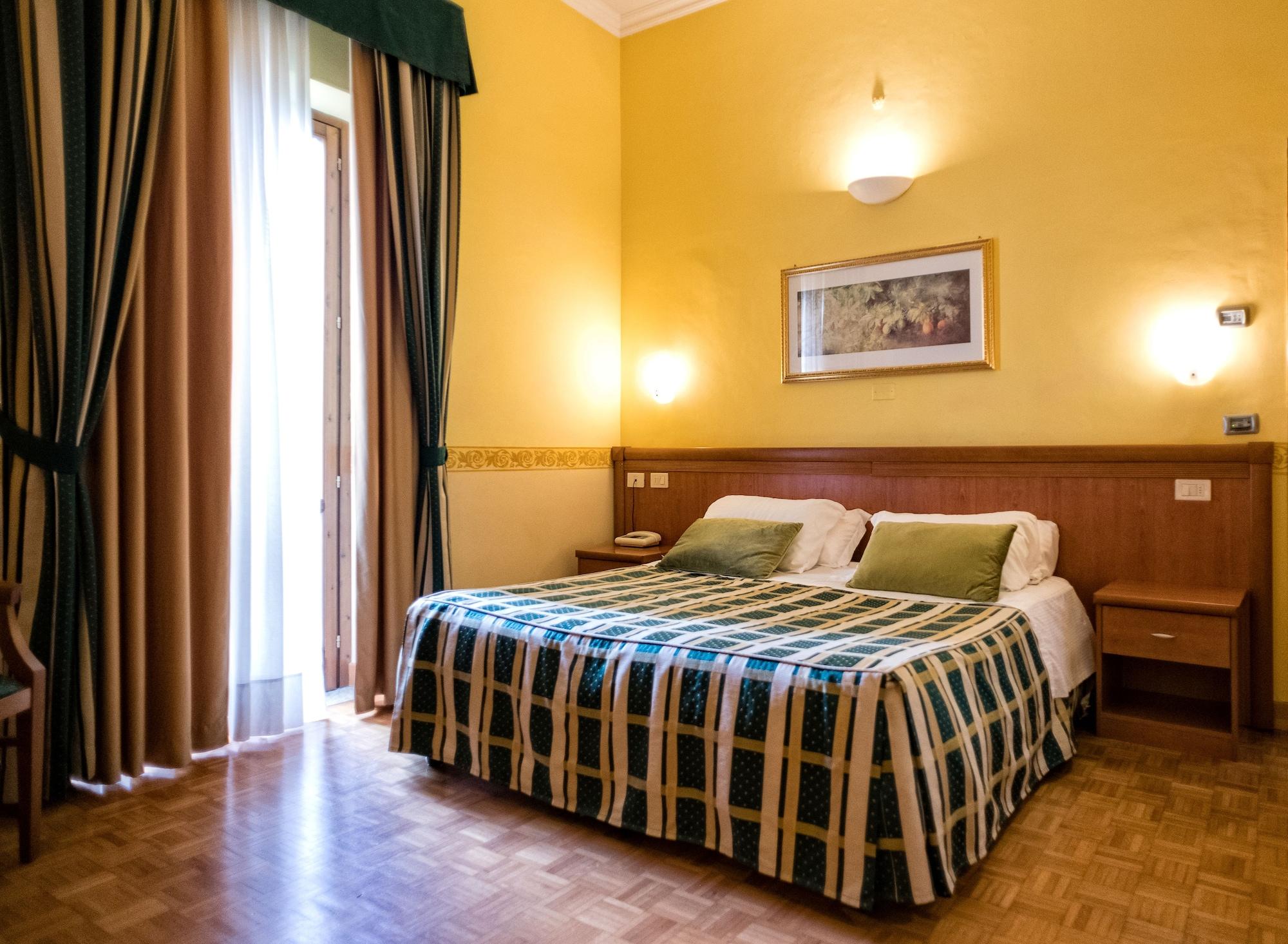 Grand Hotel Italia Орвието Экстерьер фото