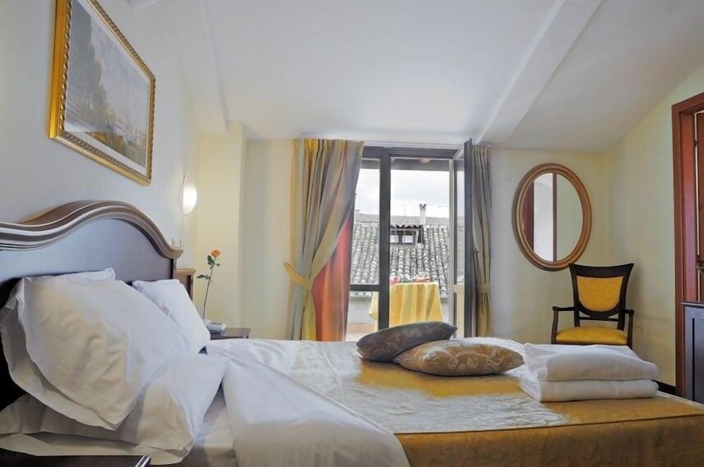 Grand Hotel Italia Орвието Экстерьер фото